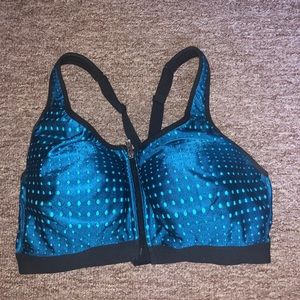 VSX knockout sports bra